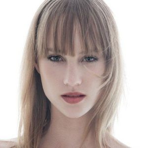 Meet your Posher, Madeline